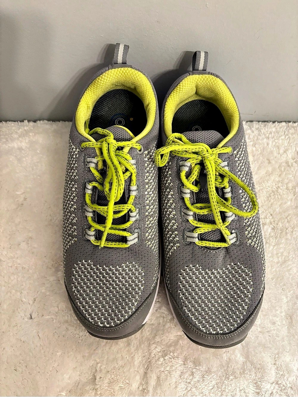 OrthoFeet Coral 987 BioFit Walking Sneaker US 9 4E Gray & Yellow